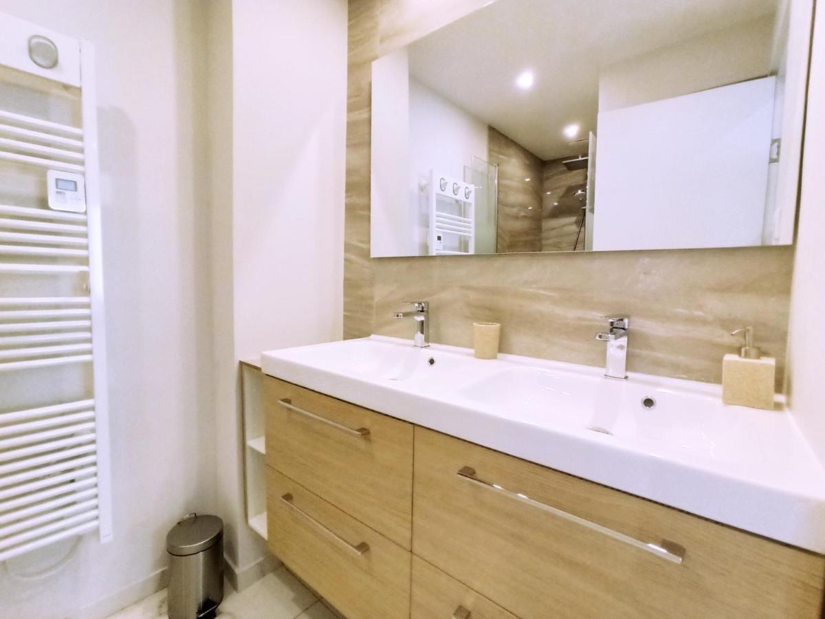 Viva Riviera Palais Design 2 Bedrooms Apartment *
