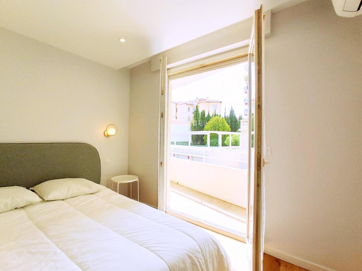 Viva Riviera Palais Design 2 Bedrooms Apartment